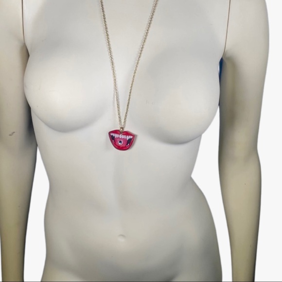 Red Vampire Mouth with small white stone Pendant Necklace - Picture 2 of 3